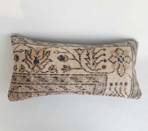 Vintage rug pillow cover 12x24 in , decorative rug cushion case - Picture 4 of 9