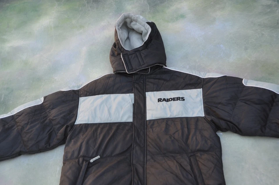 Chaqueta De Colección NFL Oakland Raiders Talla Juvenil XL (18-20). Foto 2 de 4
