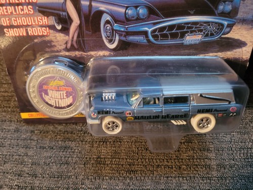 Johnny lightning "Frightnin Lightning" Haulin Hearse White Lightning - Picture 3 of 9