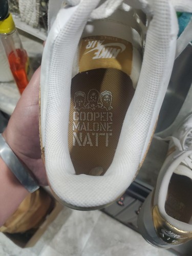 2006 Nike Air Force 1 Low Players Men's Sz US10.5 White Metallic Gold 315092-171 - Picture 7 of 13