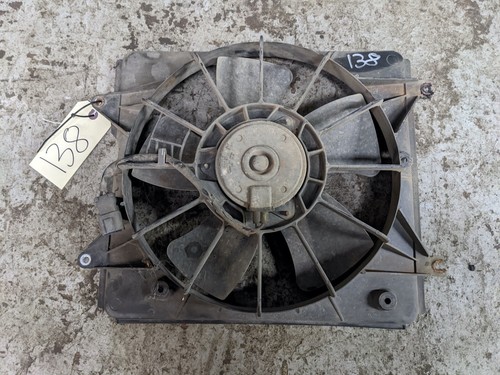 HONDA CR-V MK3 2.2 DIESEL 2008 ENGINE COOLING FAN SHROUT 2 - Picture 4 of 6