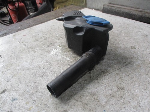 AUDI A6 2017 WIND SCREEN WASHER BOTTLE TANK 4C2955462 - Picture 4 of 7