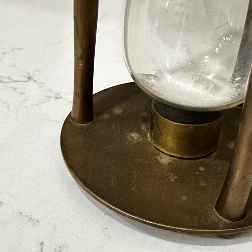Vintage HOUR GLASS Brass & White Sand 10”ht 28 Min Timer Old Patina Late 20thC - Picture 6 of 9
