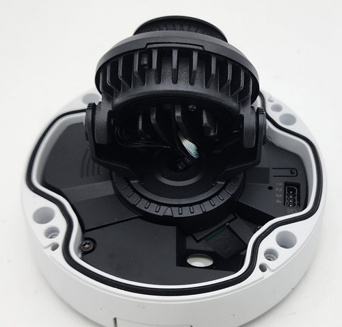 Axis M3024-LVE Indoor/Outdoor Netowork Security Camera System - White, Pack of 1 - Picture 7 of 9