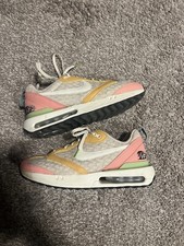Size 8.5 - Nike Air Max Dawn SE Sun Club W