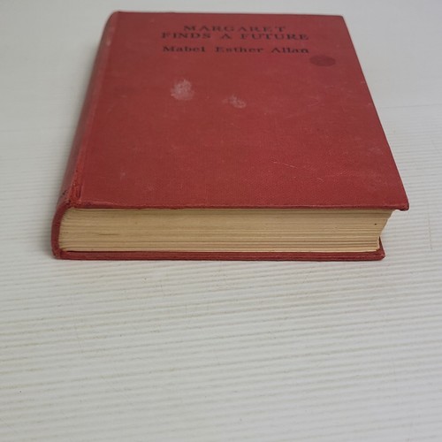 Margaret Finds a Future Mabel Esther Allan Hardcover Vintage Childrens Fiction - Picture 13 of 15
