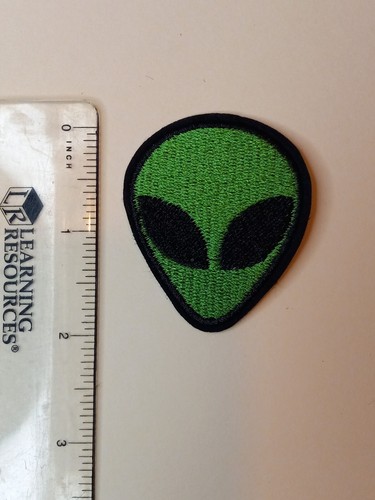 ASTRONAUT Sci-Fi Patch Iron Sew On Applique Badge Space Alien UFO lot of4,NEW - Picture 8 of 10
