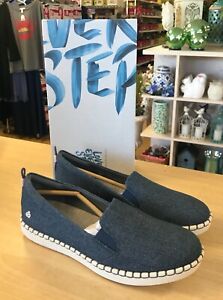 Clarks Womens Step Glow Slip Loafer Flat Clarks Womens Step Glow Slip Loafer Flat