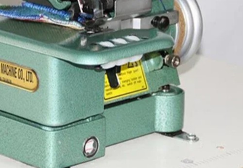 Máquina de coser 3 hilos de material grueso máquina de punto de bloqueo borde de overlocking - Imagen 6 de 12