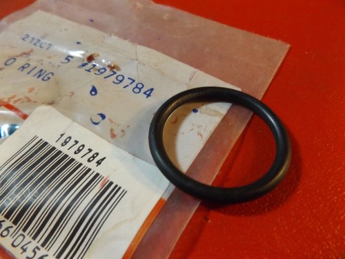 NOS GM 1982-1986 Chevy Buick Oldsmobile Pontiac distributor shaft seal / 1979784 - Picture 4 of 12