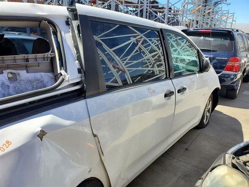 Toyota Sienna LE, Front Left Interior Door Handle, 11-14, Grey, 69206-08010-B0 - Picture 11 of 12