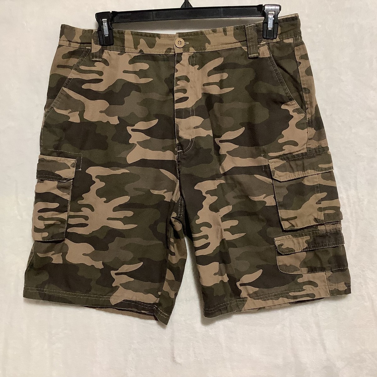 North Pole Original Brand Shorts Camo Cargo Mens Size 40