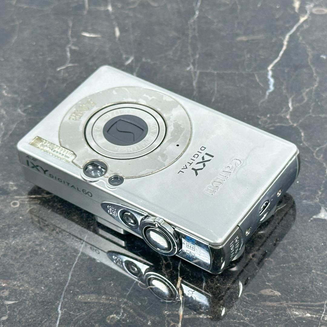 Canon IXY DIGITAL 60 Compact Digital Camera with Battery