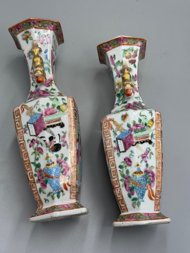 Pair of Antique 19th c Chinese Famille Rose Medallion Porcelain Vases 9 " - Picture 7 of 22
