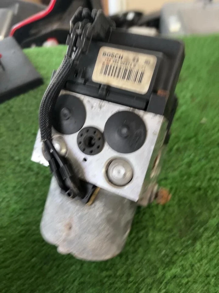 Pontiac Torrent 2006 AWD ABS conjunto de módulo de bomba de freno antibloqueo original OEM Foto 4 de 4