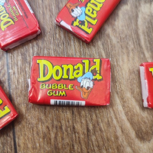 Donald Bubble gum Chewing Gum - Picture 2 of 2