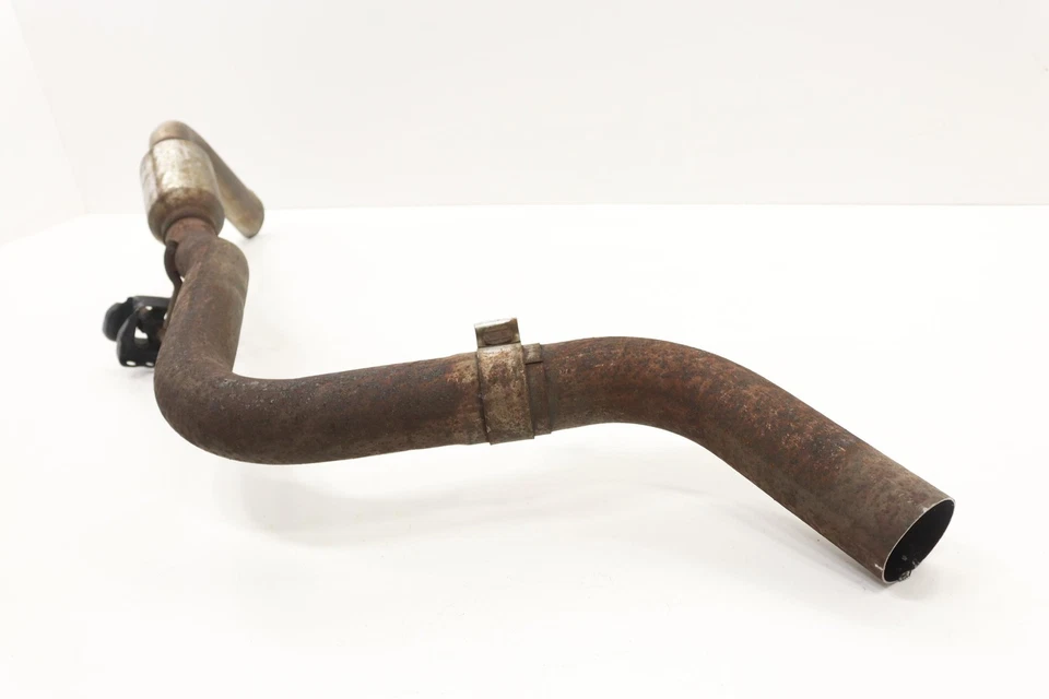 Tubo de escape Nissan Frontier 2022 Foto 3 de 4