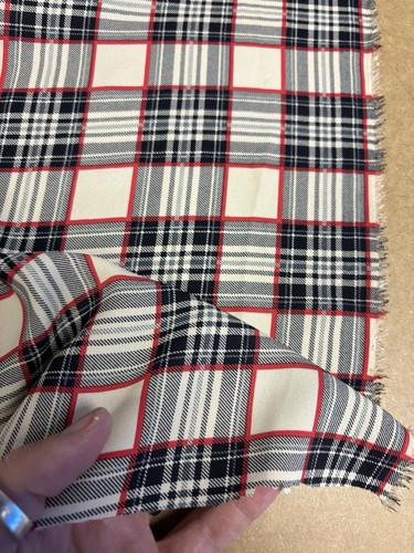 3,8 Meter Beige Tartan Bedruckt Viskose Krepp Deadstock Stoff - Bild 1 von 4