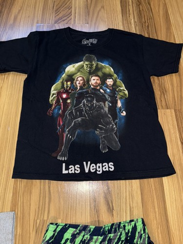 Under Armour Jungen Paket Größe Small 8 Piggy Avengers Fußball T-Shirts - Bild 4 von 10
