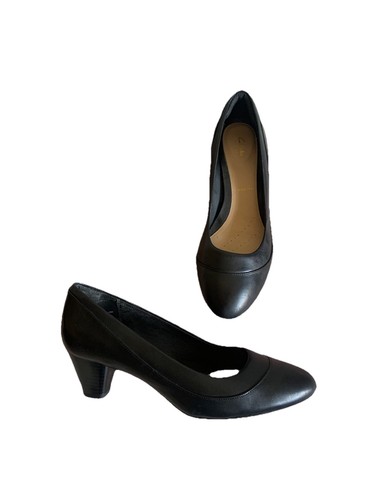 Clarks Artisan Shoes Black Soft Leather Slip On Small Heel Size 6E Wide Ex/Cond