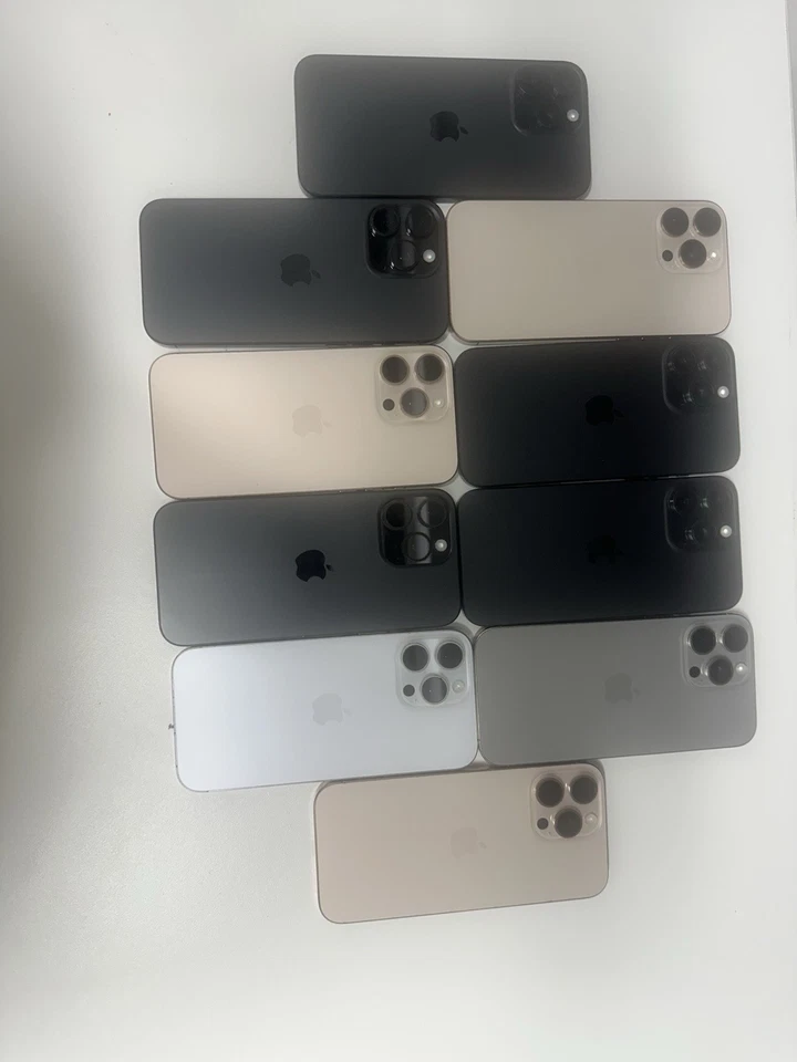 iPhone 16 Pro Max - Repuesto de marco de carcasa trasera con piezas - OEM-Negro Titanio Foto 3 de 4