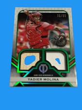 2021 Topps Tribute - Dual Relics Yadier Molina #DR-YM Green /99