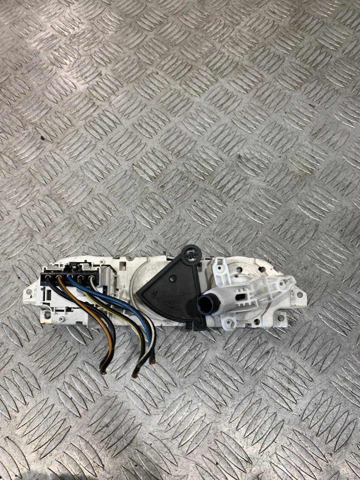 2006 FORD FOCUS CLIMATE CONTROL PANEL 3M5T19980AD #2 - Image 3 of 3