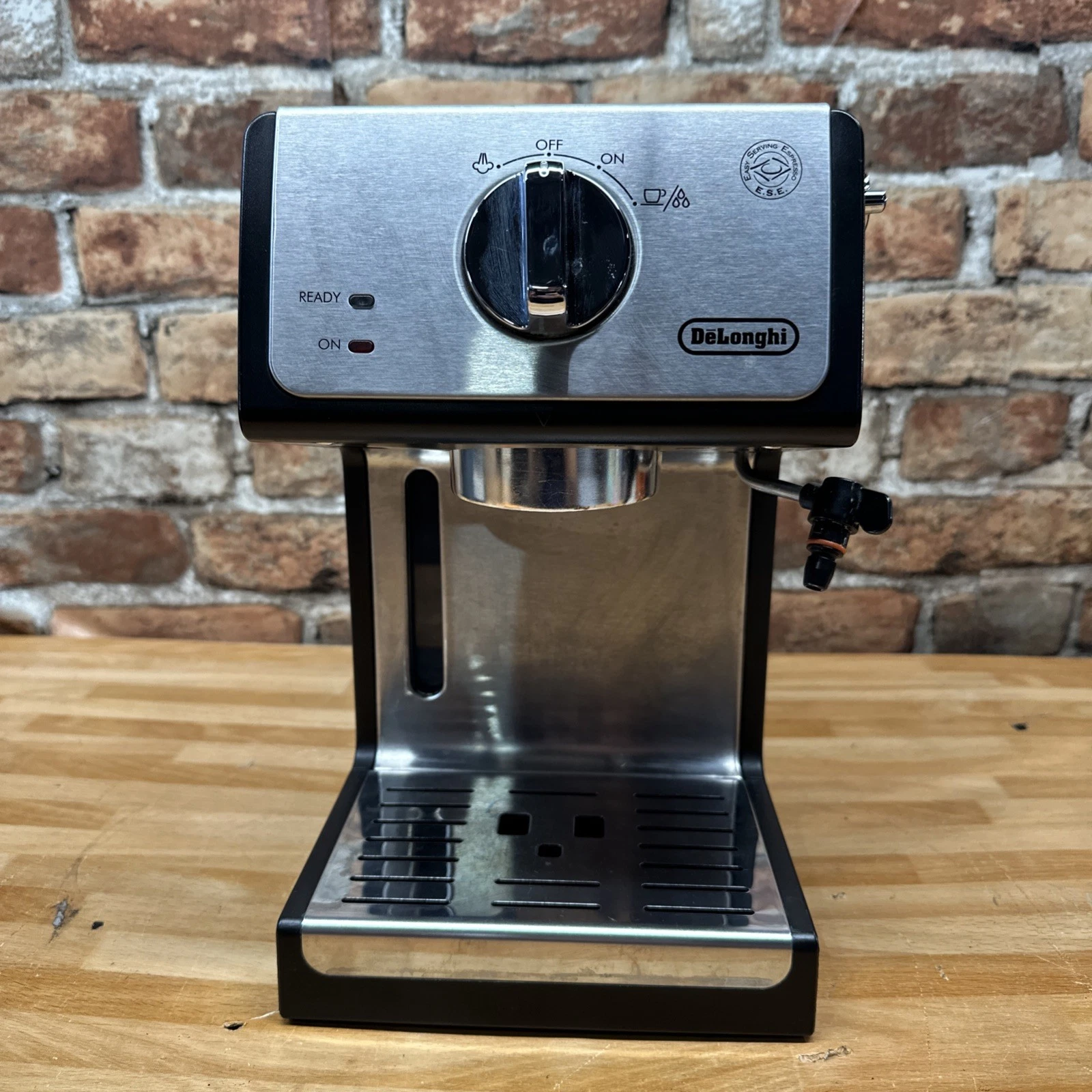 DeLonghi ECP3220 Espresso Machine - Black READ