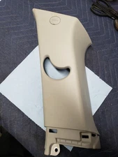 2016- 2020 KIA SORENTO RIGHT C PILLAR UPPER TRIM PANEL OEM 85860C6000BGA TRIM_WK