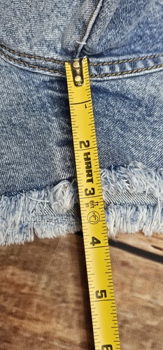 Pantalones cortos de mezclilla Driftwood Goldie de tiro alto talla 30 diseño de flores recortadas dobladillo crudo - Imagen 11 de 11