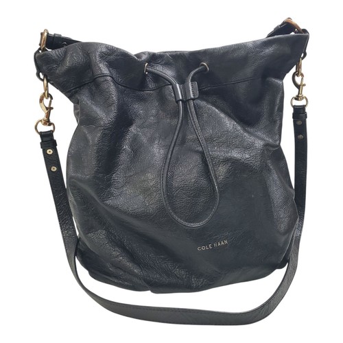 Cole Haan Schultertasche klassisch schwarz Leder groß lässig Kordelzug Bogo Hobo