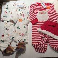 2 Carter's Christmas Holiday Print Outfits NWT Size 9 Months Footed Hats