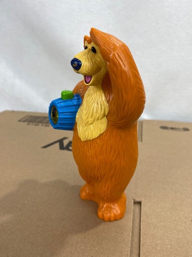 Bear and the big blue house light and sound bear looking for shadow - Picture 5 of 9