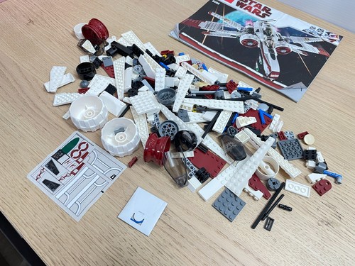 LEGO LEGO - Star Wars 8088 ARC-170 Starfighter - ship only - 75%+ with stickers - Picture 4 of 6