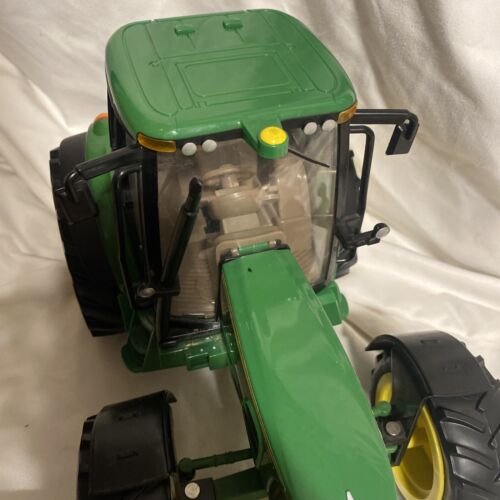 John Deere Tractor & Dump Wagon 1:16 6930 All Plastic With Rubber Tires - Picture 4 of 15