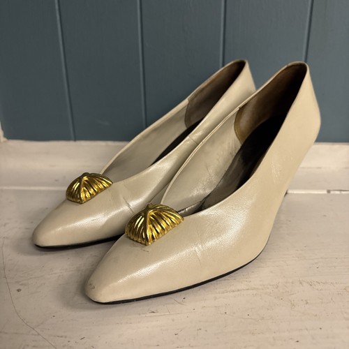 Vintage Valerie Stevens Women's Pump Heels Almond Toe Ivory Pearl Leather 8M - Picture 2 of 10