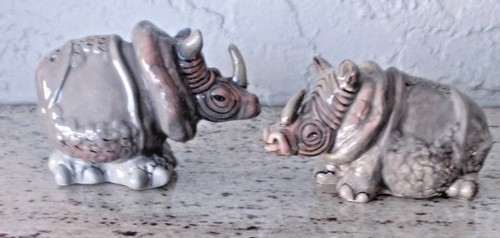 NEW IN BOX BLUE SKY RHINO SALT AND PEPPER SHAKER SET - Picture 3 of 3