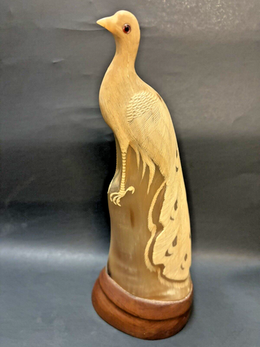 HAND CARVED SCULPTURE from THAILAND WATER BUFFALO HORN - ALBINO PEACOCK FIGURINE - Picture 8 of 9