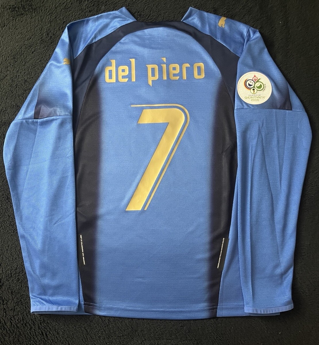 Del Piero #7 Retro 2006 Longsleeve Italy Home Jersey Medium Soccer