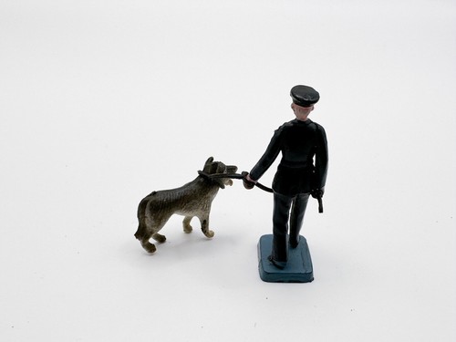 RARE VINTAGE CORGI TOYS # 448 AUSTIN MINI POLICE VAN DOG HANDLER & LEAD!!! 1964 - Picture 6 of 7