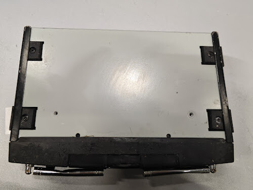 AKG UHF SR40 Diversity Receiver - Used, Scratched, No Accessories - Picture 8 of 8