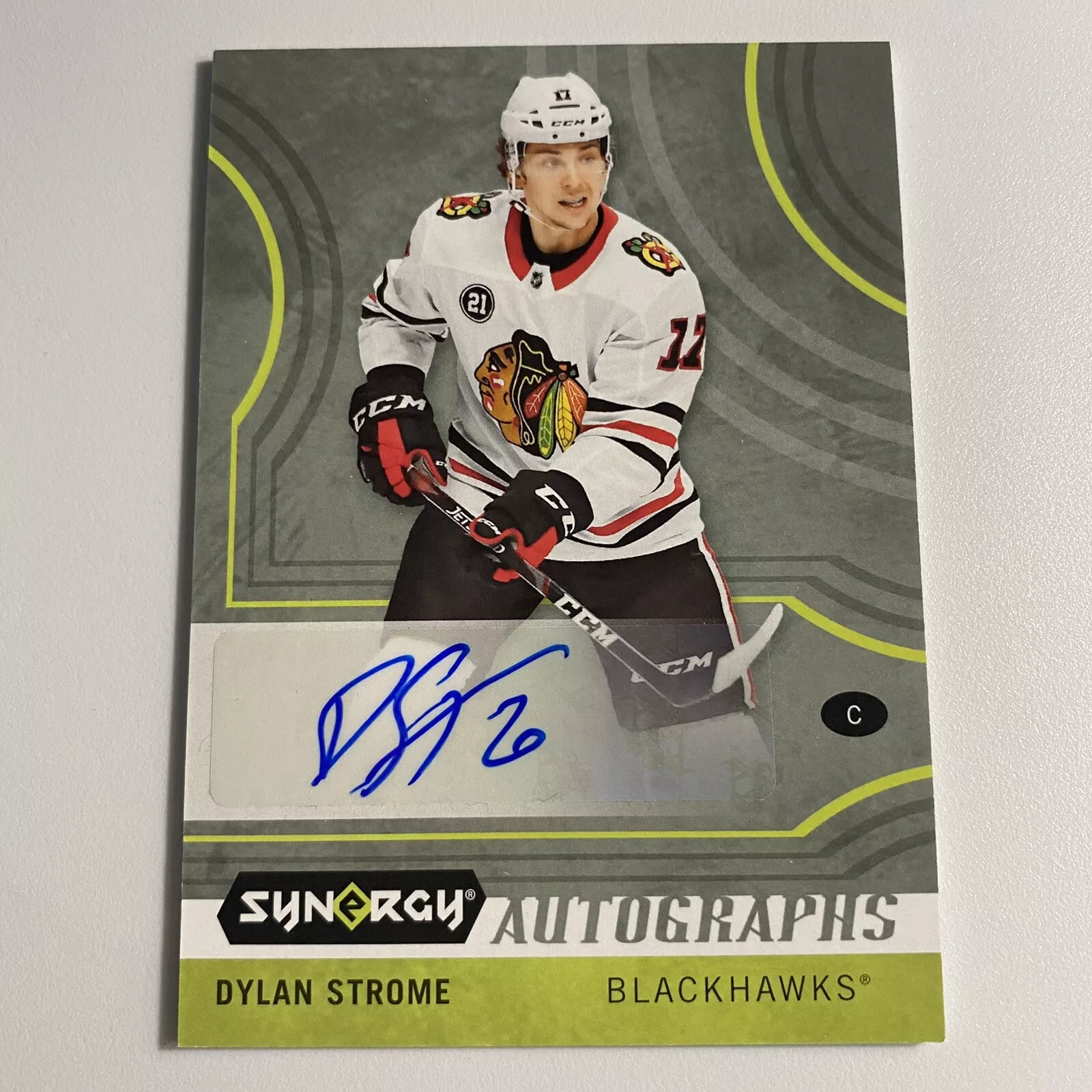 Dylan Strome trading card