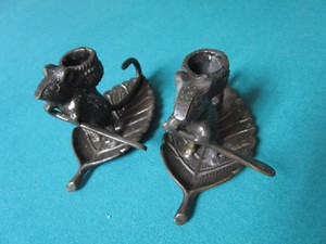 METAL-CAST-MICE-CANDLE-HOLDER-SAILIN-ON-LEAF-4-X-6-034-SMLL