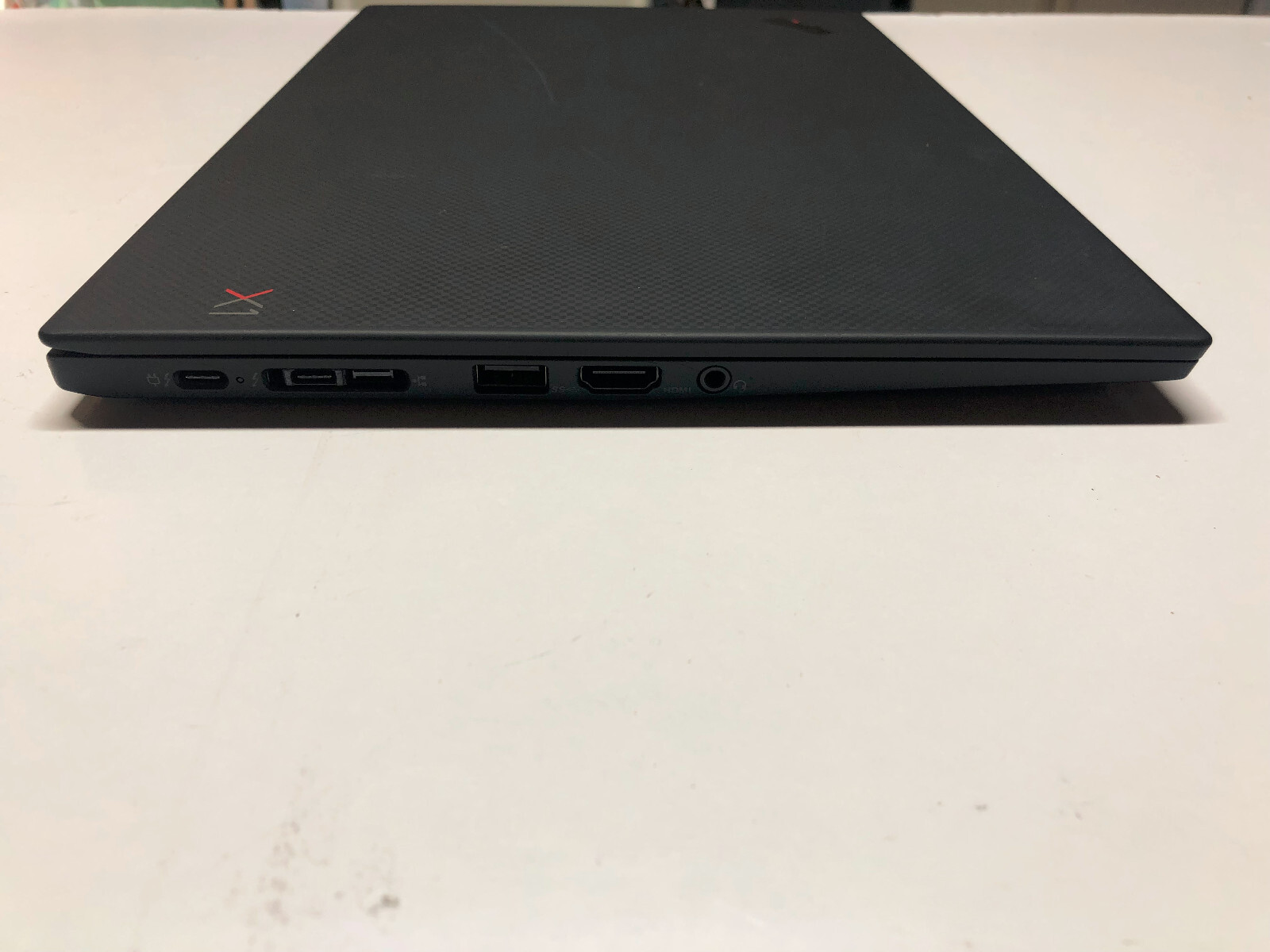 Lenovo ThinkPad X1 Carbon 7th Gen i7-8665U 16GB 1TB SSD - 3840 x 2160 AU28-11 - Picture 13 of 14