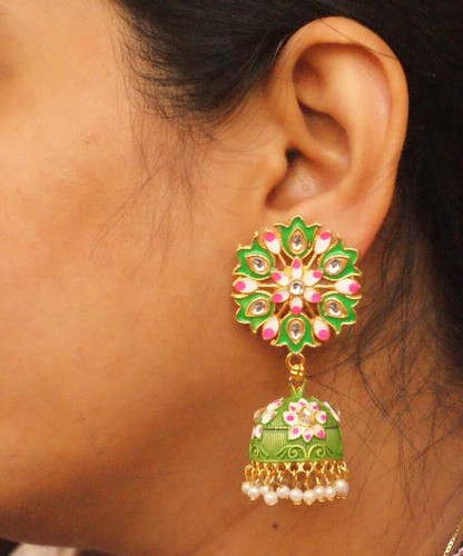 Ethnic Big Painted Floral Indian Gold Jhumka Earrings White Kundan Pearl Jewelry - Bild 2 von 14