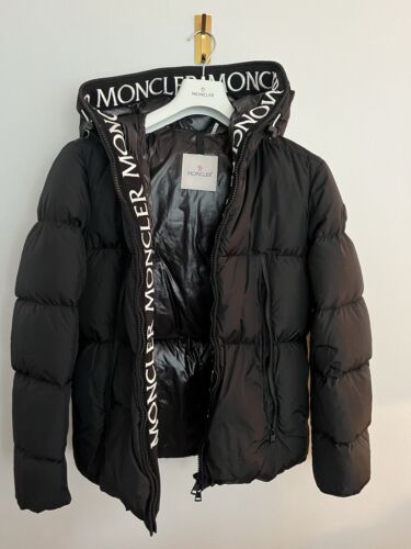 Moncler montcla down jacket - Gem Moncler montcla down jacket - Gem