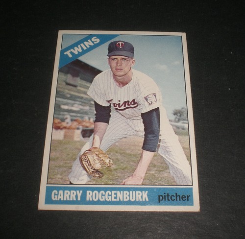 1966 GARRY ROGGENBURK TOPPS BASEBALL CARD No. 582