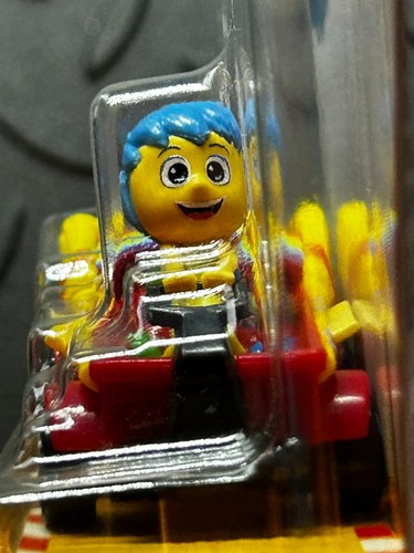 2024 Hot Wheels Racer Verse Pixar Joy - Picture 2 of 7