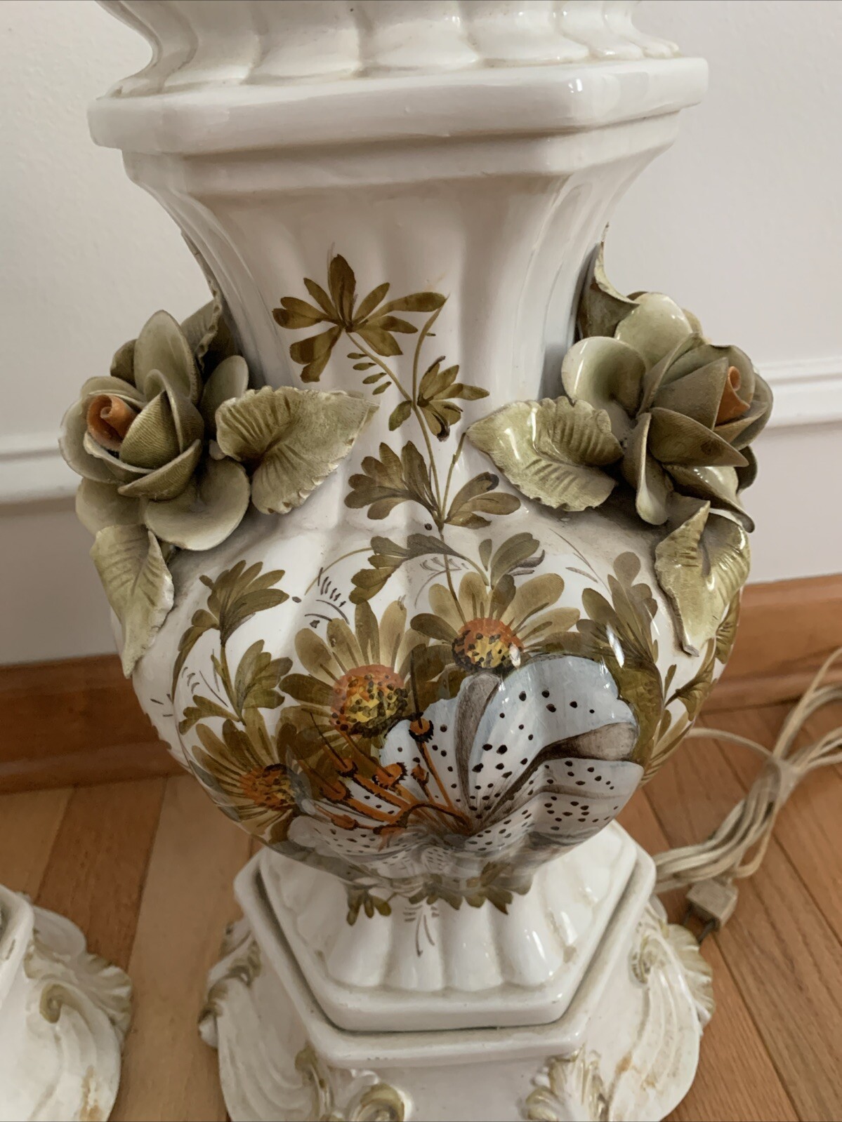 Picture 3 of 9