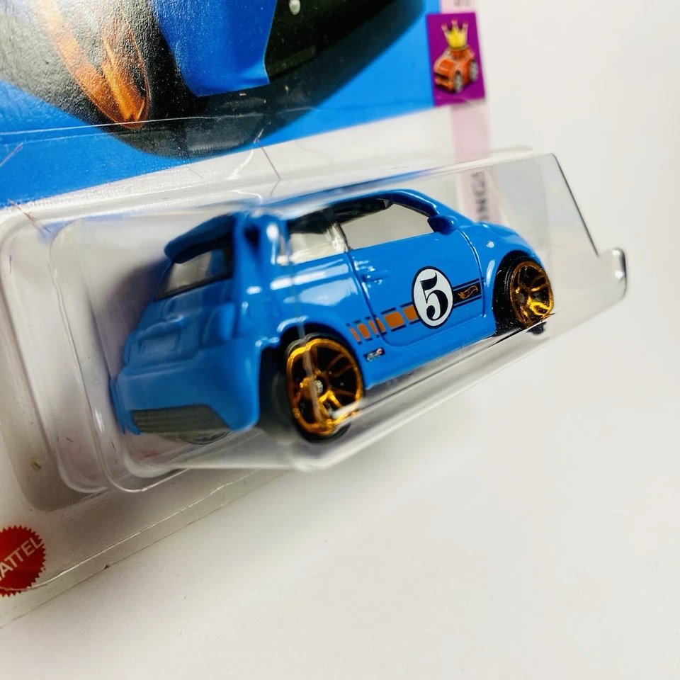 Tarjeta larga Hot Wheels 1:64 Fiat 500e compacta Kings azul franqueo gratuito Foto 4 de 4